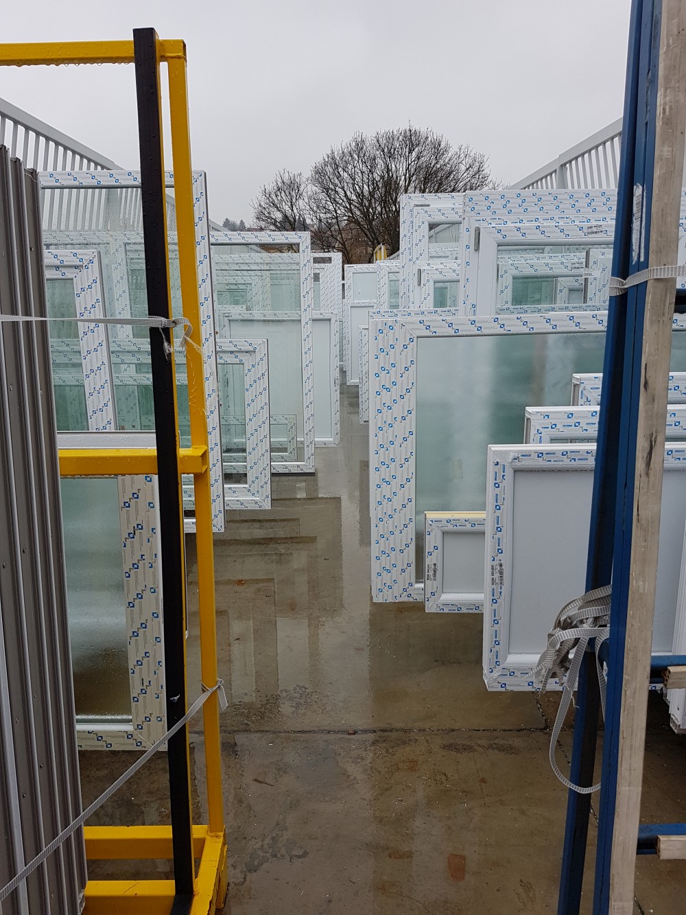 műanyag ajtó, műanyag nyílászáró, műanyag beltéri ajtó, műanyag bejárati ajtó